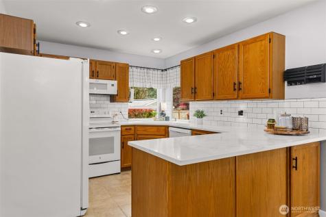 36545 31st Avenue S Federal Way WA 98003