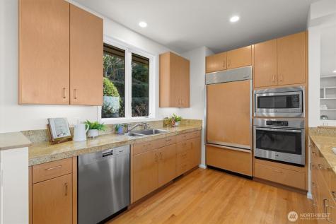2800 68th Avenue SE Mercer Island WA 98040
