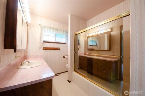 1487 Centralia Alpha Road Chehalis WA 98532