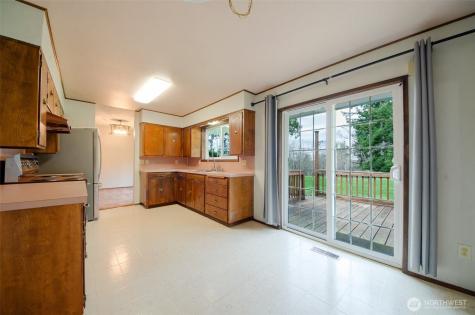 1487 Centralia Alpha Road Chehalis WA 98532