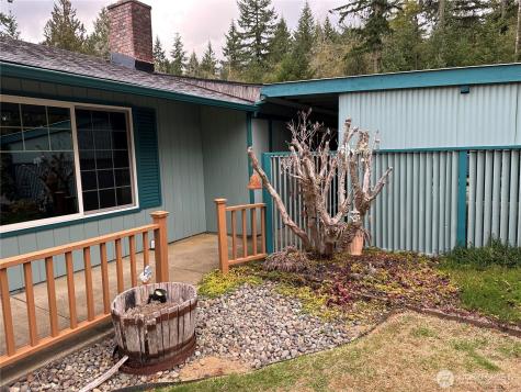 1487 Centralia Alpha Road Chehalis WA 98532