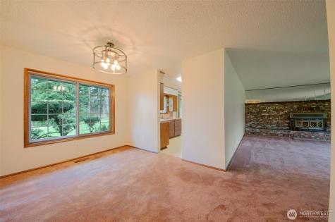 1487 Centralia Alpha Road Chehalis WA 98532