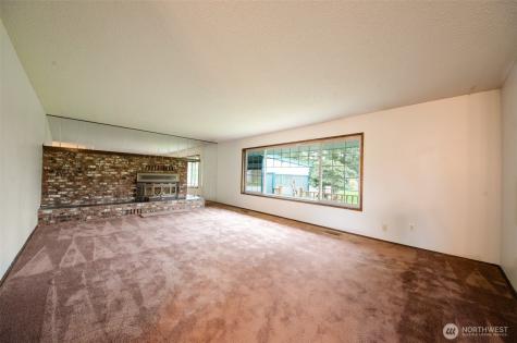 1487 Centralia Alpha Road Chehalis WA 98532
