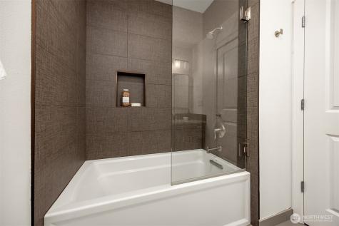 2211 NE Natalie Way Issaquah WA 98029