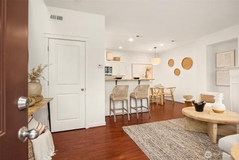 2211 NE Natalie Way Issaquah WA 98029