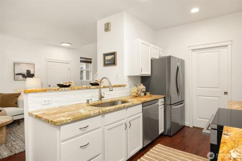 2211 NE Natalie Way Issaquah WA 98029