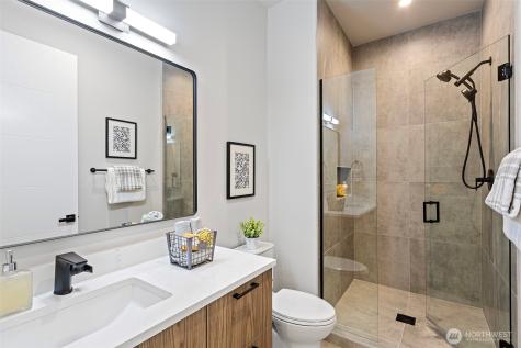 14 158th Place NE Bellevue WA 98008