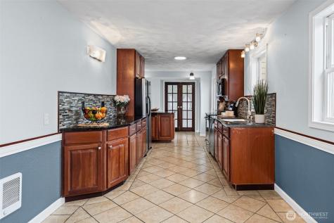 8528 33rd Avenue S Lakewood WA 98499