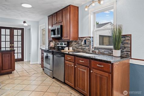 8528 33rd Avenue S Lakewood WA 98499
