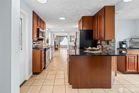 8528 33rd Avenue S Lakewood WA 98499