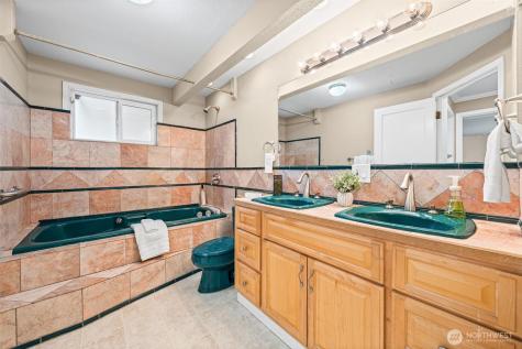 8528 33rd Avenue S Lakewood WA 98499