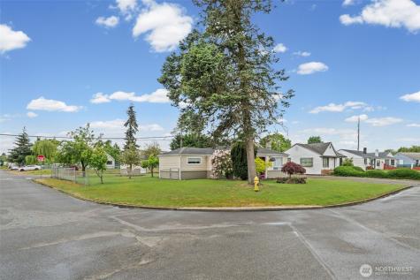 8528 33rd Avenue S Lakewood WA 98499