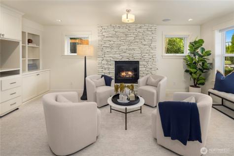 508 10th Avenue W Kirkland WA 98033