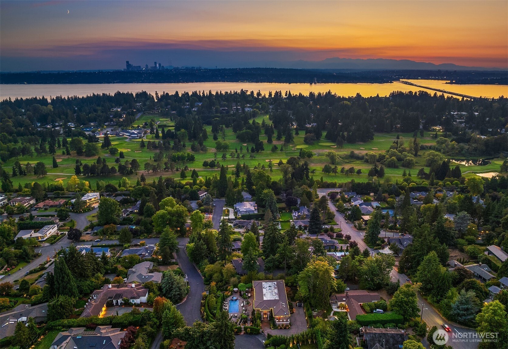 8638 NE 19th Place Clyde Hill WA 98004