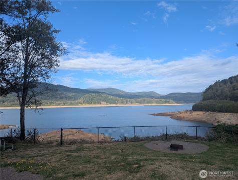 150 Blue Road Mossyrock WA 98564