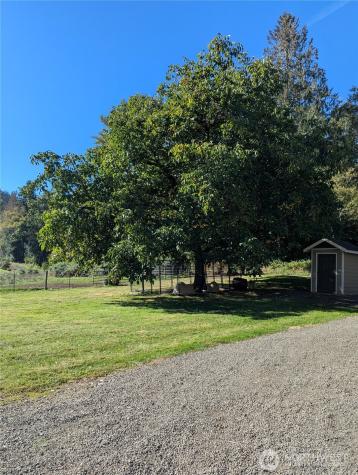 150 Blue Road Mossyrock WA 98564