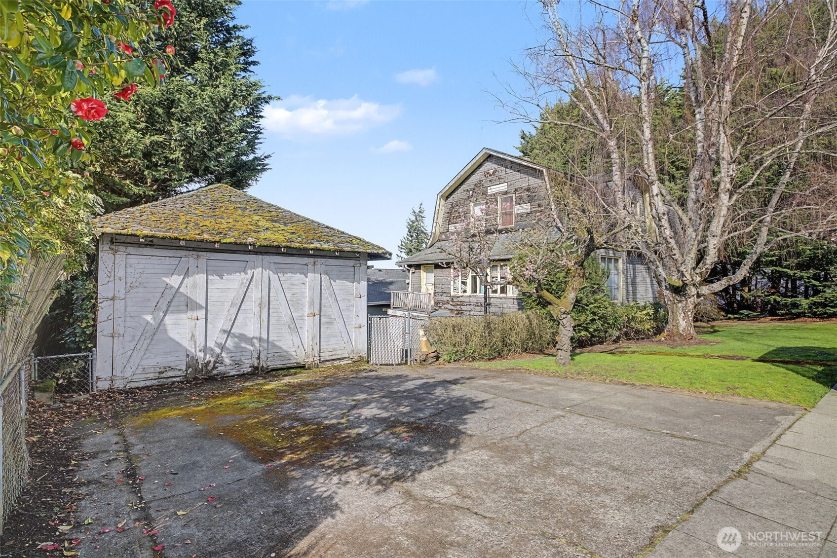 1857 N 54th Street Seattle WA 98103