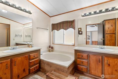 384 Sr 173 Brewster WA 98812