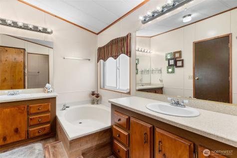 384 Sr 173 Brewster WA 98812