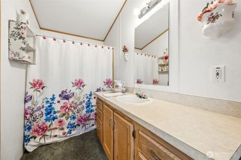 10720 60th Street Ct E Puyallup WA 98372