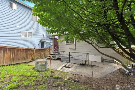 1537 15th Avenue S Seattle WA 98144