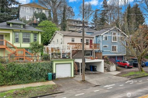 1537 15th Avenue S Seattle WA 98144