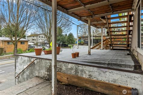 1537 15th Avenue S Seattle WA 98144