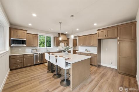 17232 74th Avenue Court E Puyallup WA 98375