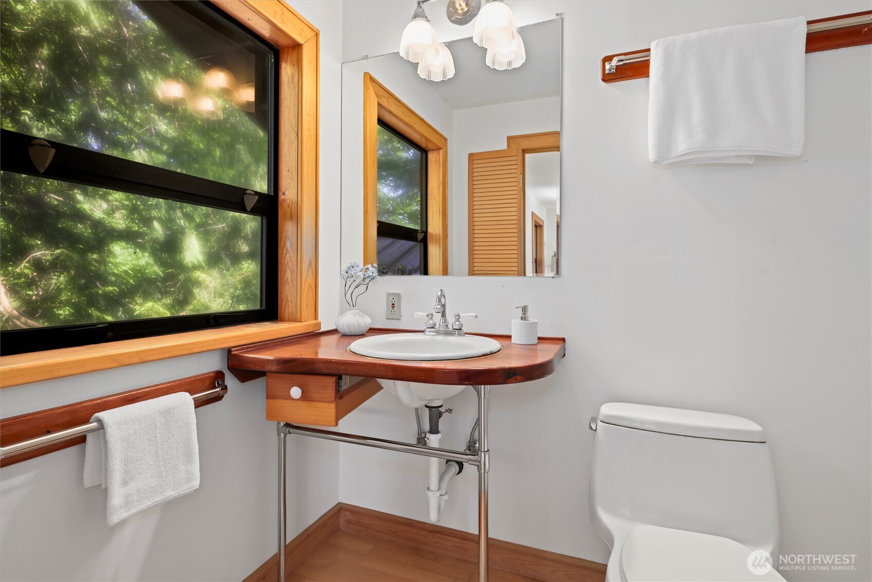 18503 SE 64th Way Issaquah WA 98027