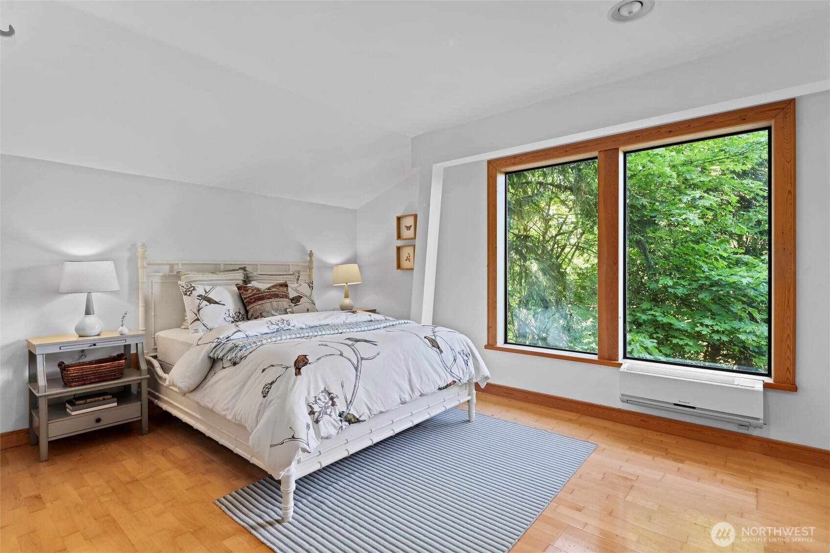 18503 SE 64th Way Issaquah WA 98027