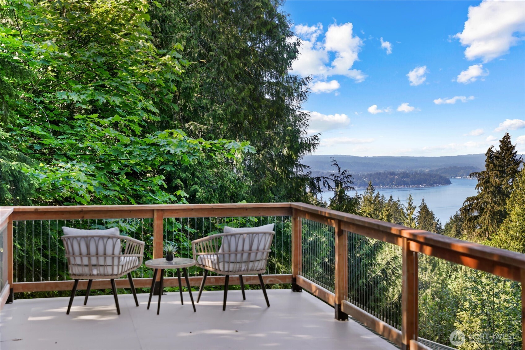 18503 SE 64th Way Issaquah WA 98027