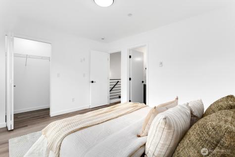 12111 E Gibson Everett WA 98204