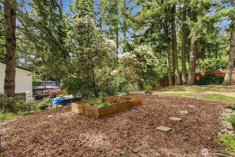 4001 55th Street Ct NW Gig Harbor WA 98335
