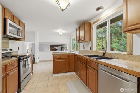 4001 55th Street Ct NW Gig Harbor WA 98335