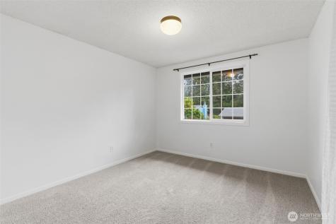 4001 55th Street Ct NW Gig Harbor WA 98335