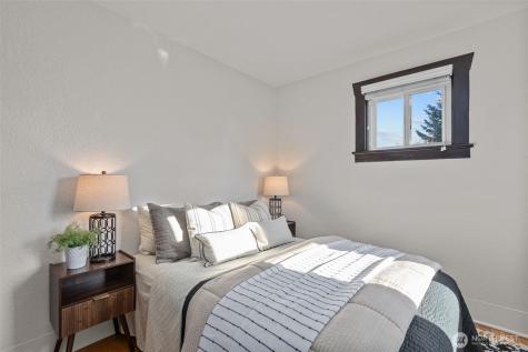 4219 S Mead Street Seattle WA 98118