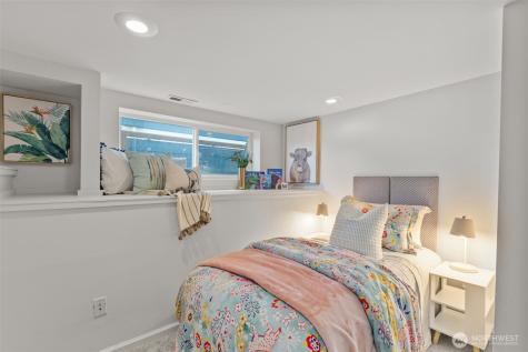 4219 S Mead Street Seattle WA 98118