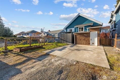 4219 S Mead Street Seattle WA 98118