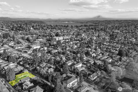 4219 S Mead Street Seattle WA 98118