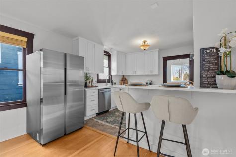 4219 S Mead Street Seattle WA 98118