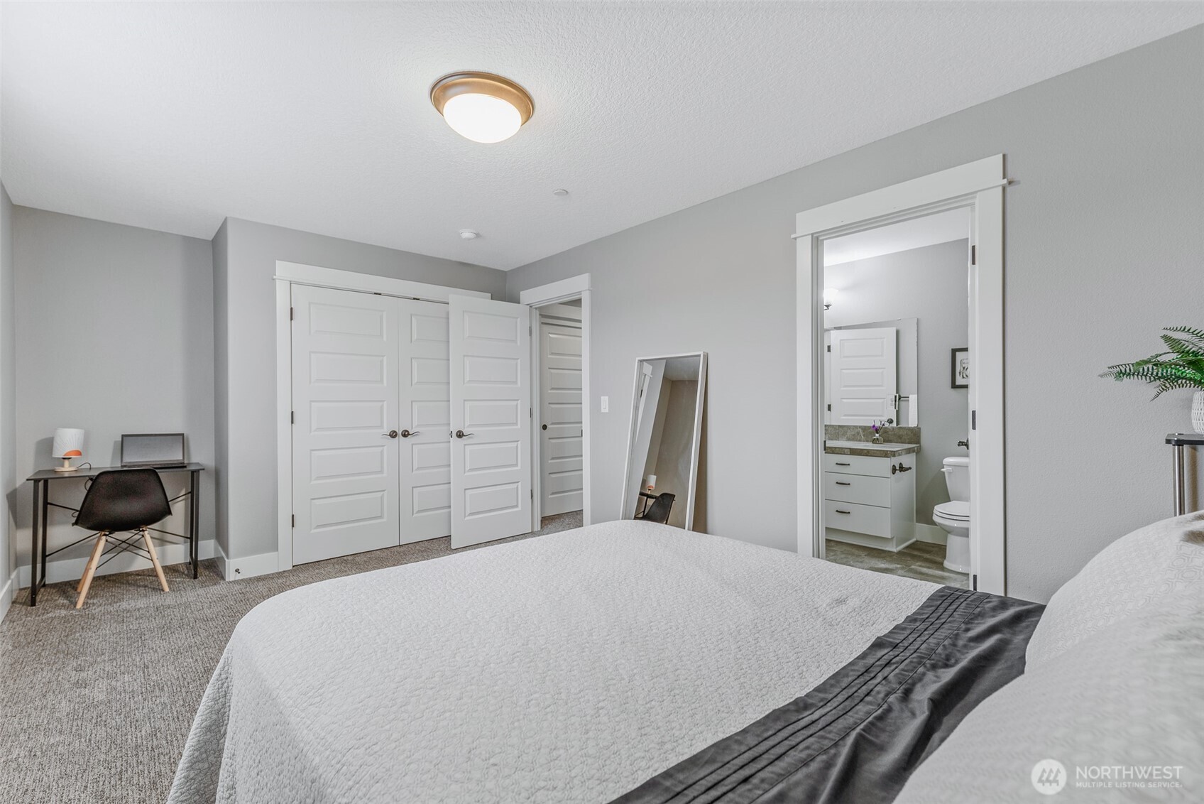 8104 NE 185th Avenue Vancouver WA 98682