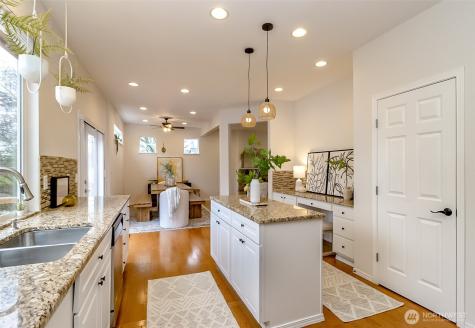15204 48th Avenue SE Everett WA 98208