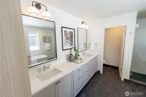 13540 39th Avenue NE Seattle WA 98125