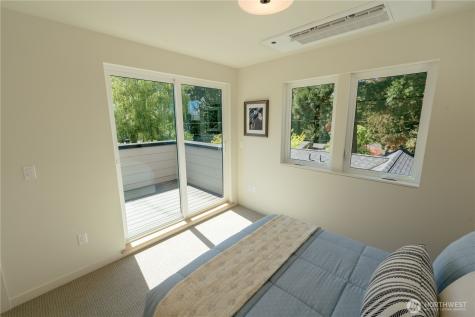 13540 39th Avenue NE Seattle WA 98125