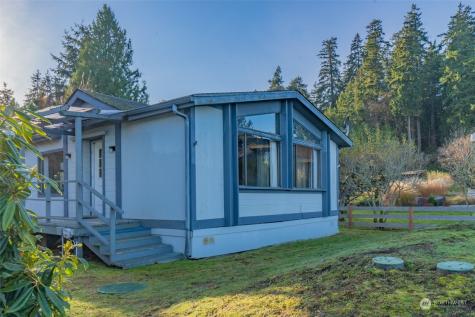 8552 NE Gordon Drive Bainbridge Island WA 98110