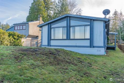 8552 NE Gordon Drive Bainbridge Island WA 98110