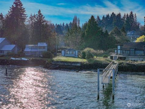 8552 NE Gordon Drive Bainbridge Island WA 98110