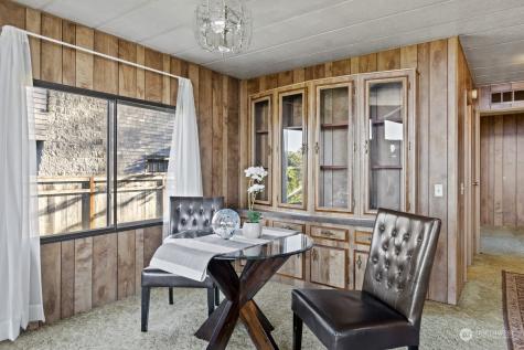 8552 NE Gordon Drive Bainbridge Island WA 98110