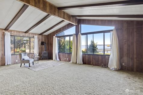 8552 NE Gordon Drive Bainbridge Island WA 98110