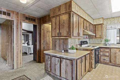 8552 NE Gordon Drive Bainbridge Island WA 98110